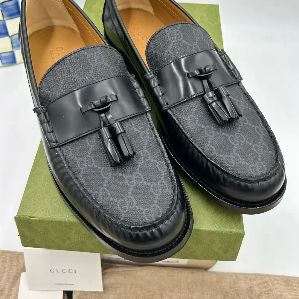 Men’s Gucci, GG Supreme tassel loafers size 12 made in Italy